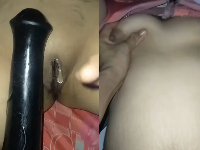 Bạn gái xinh tươi vú ngon lỗ lồn múp móc lồn bằng sextoy cực sướng